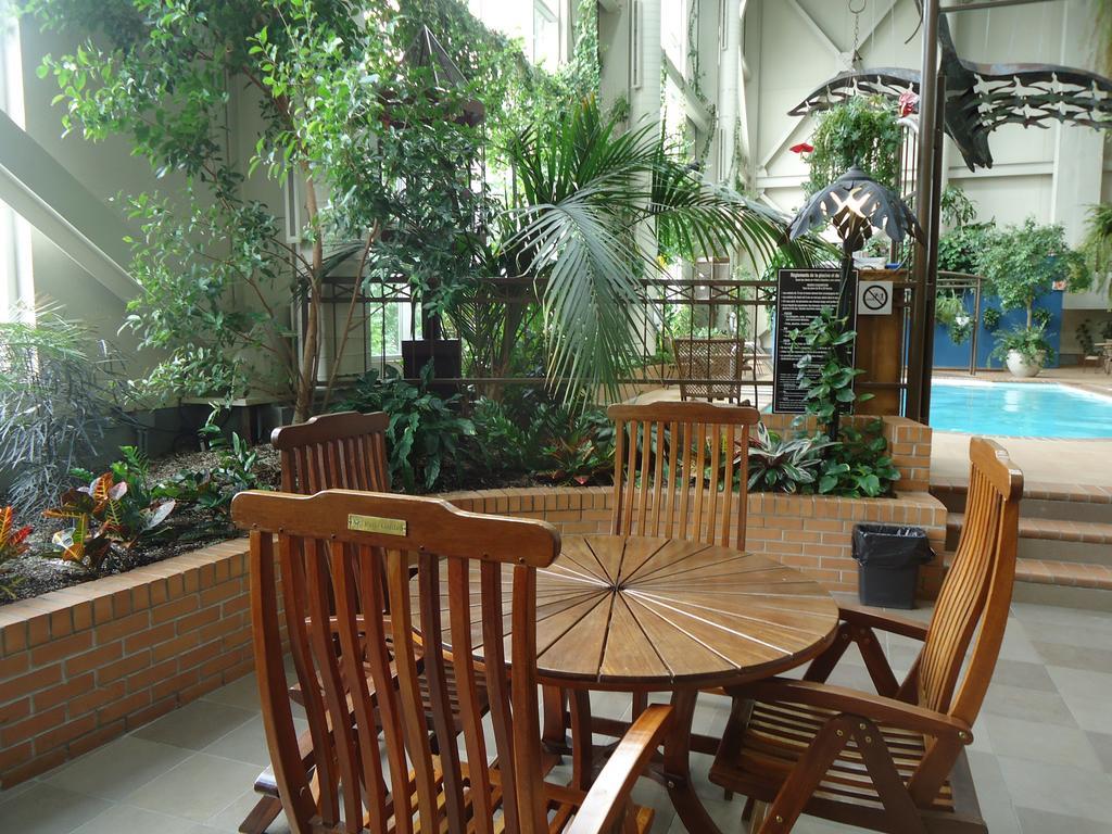 Hotel L'Oie Des Neiges Levis Ngoại thất bức ảnh